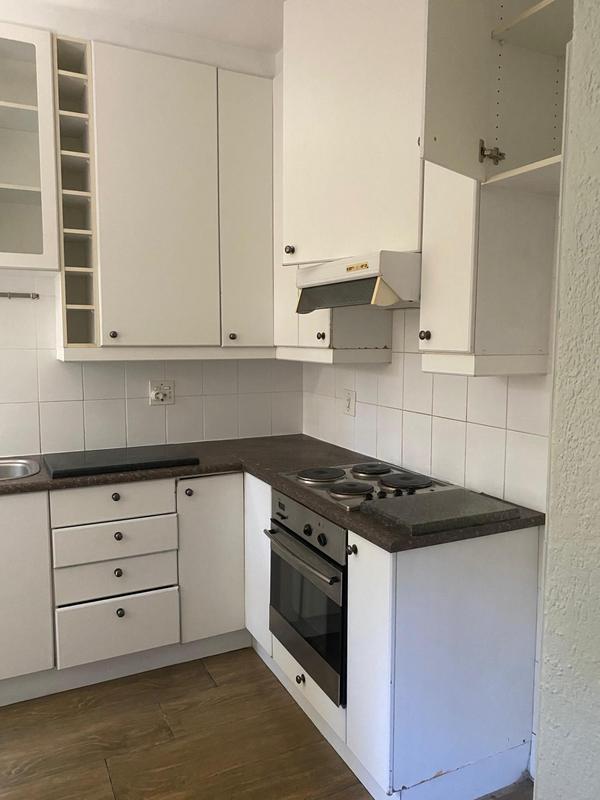 To Let 2 Bedroom Property for Rent in Kenilworth Western Cape